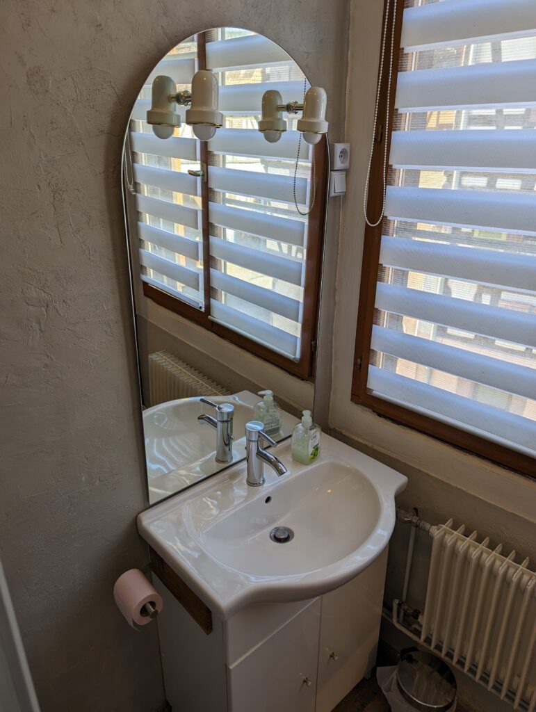 PXL_20230220_131208948.MP