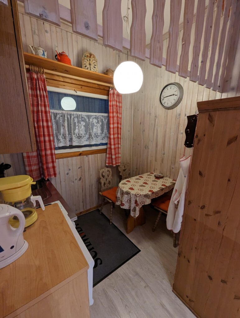 PXL_20230220_134418023.MP